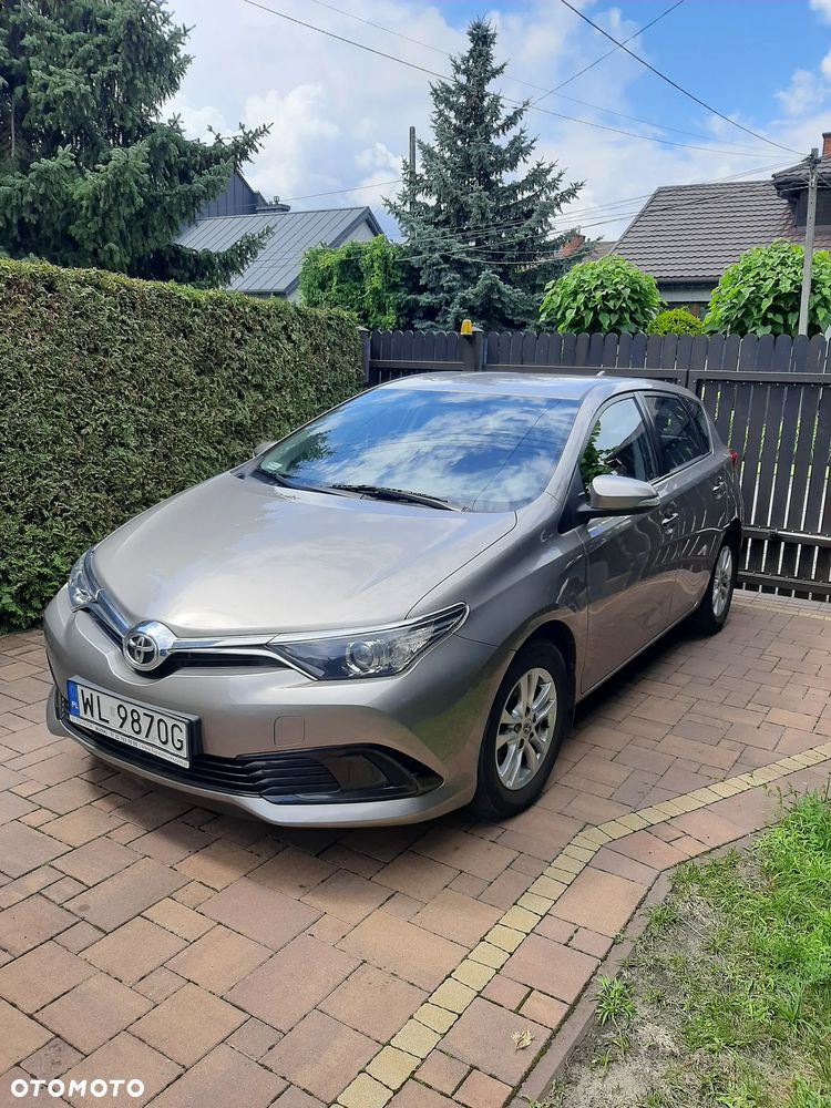 Toyota Auris 1.33 VVT-i Comfort - 1