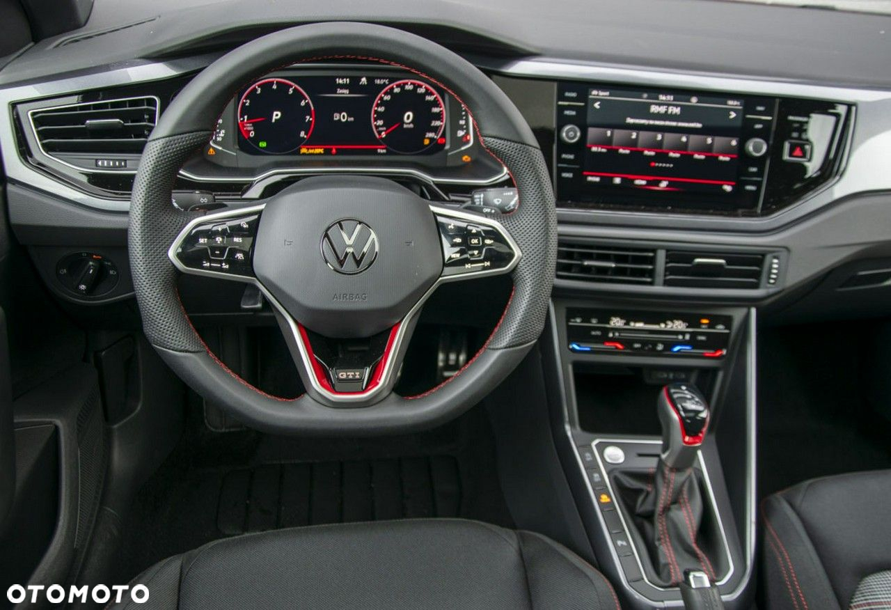 Volkswagen Polo - 14