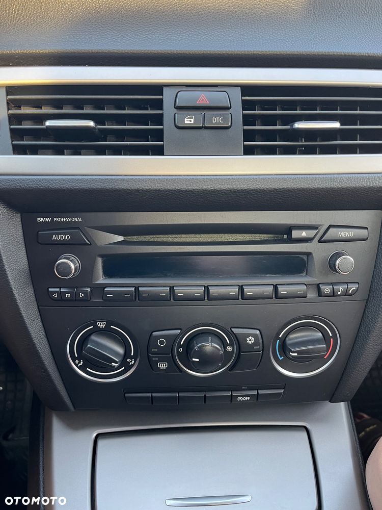 BMW Seria 3 320i - 10