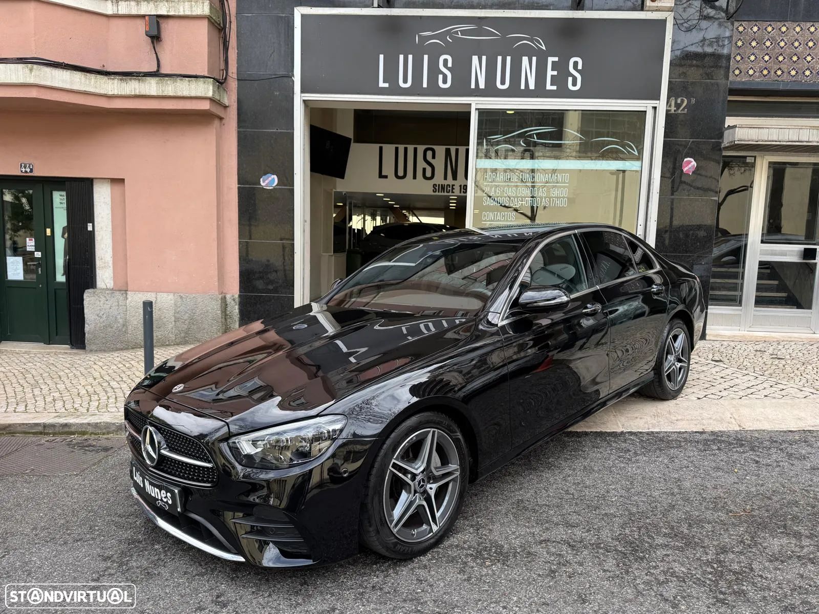 Mercedes-Benz E 220 d AMG Line - 1