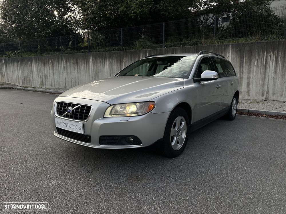 Volvo V70 2.4 D5 Summum Geartronic - 2