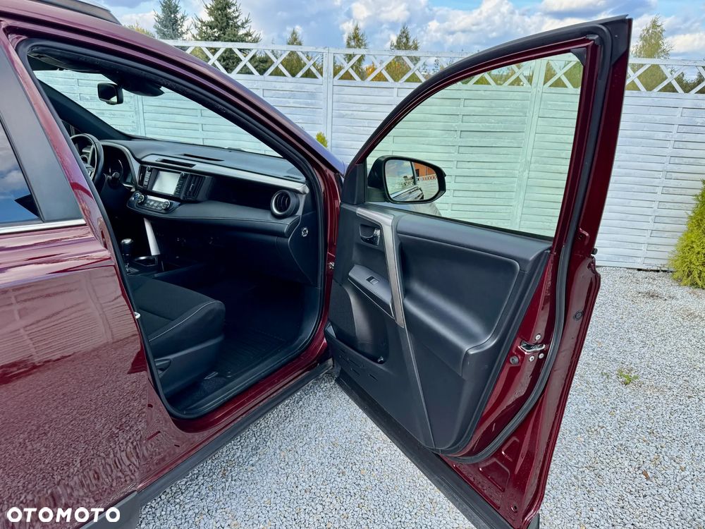 Toyota RAV4 Hybrid Premium 4x4 - 34