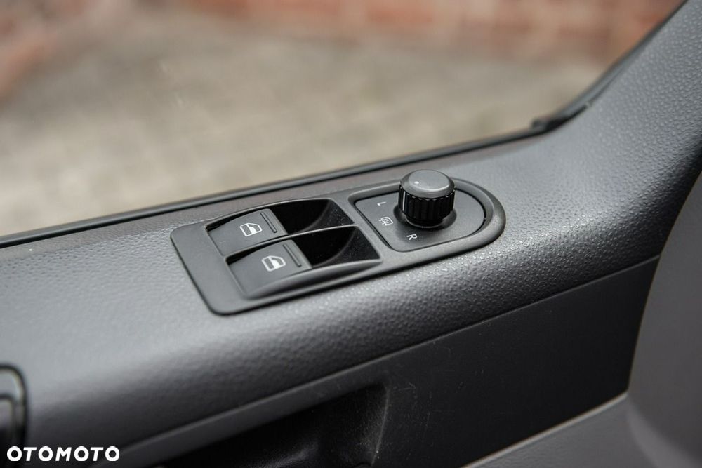 Volkswagen Transporter - 19
