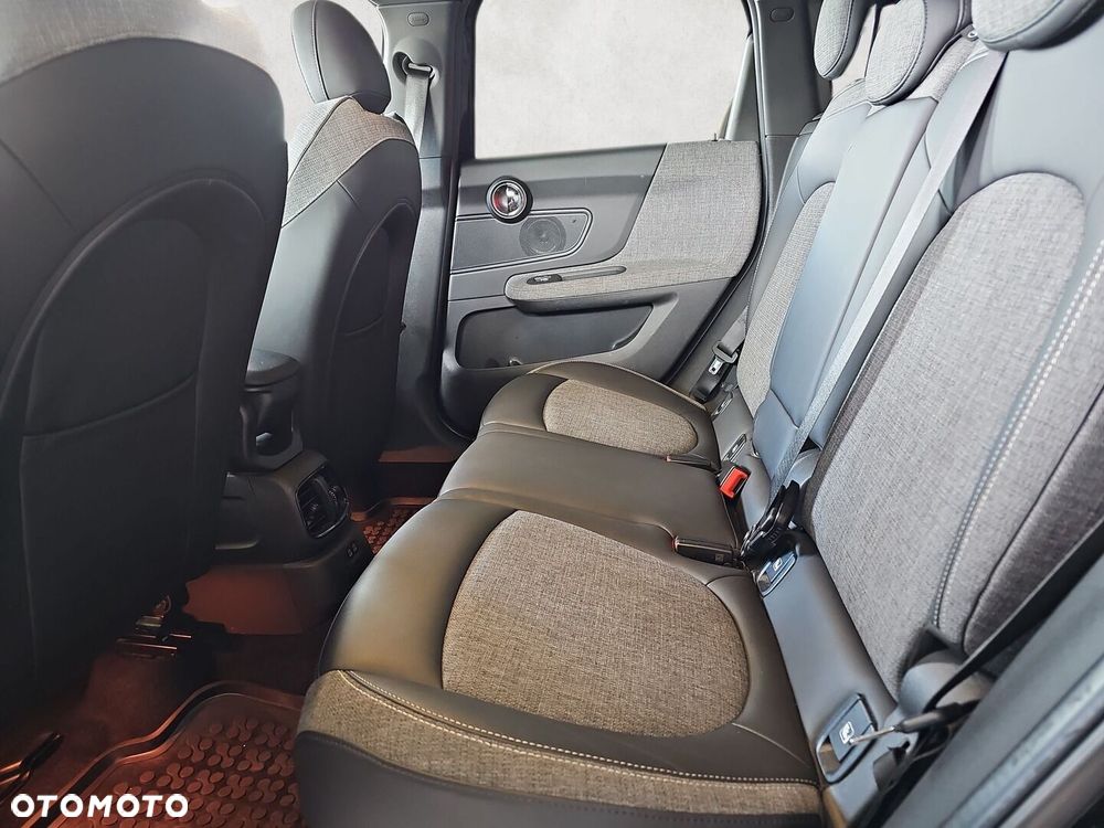 MINI Countryman Cooper Classic Trim - 25