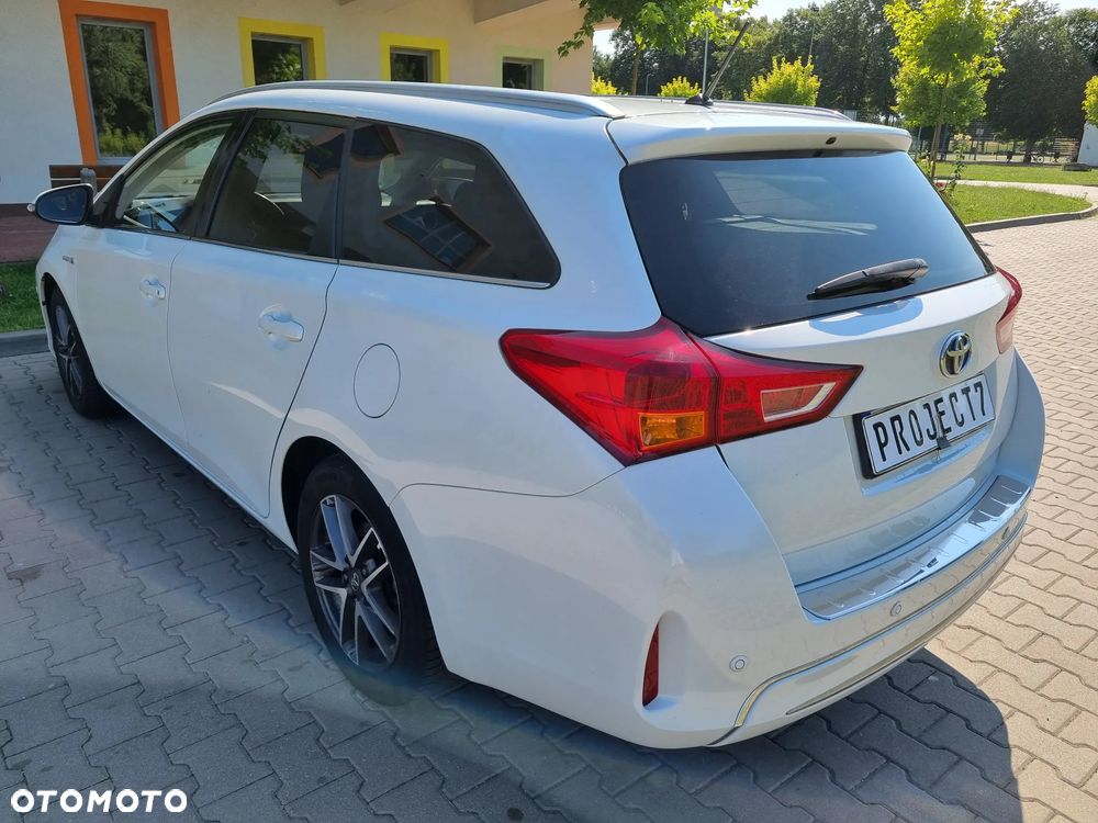 Toyota Auris 1.8 Life - 5