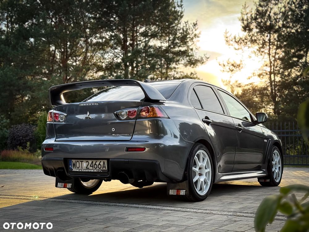 Mitsubishi Lancer Evolution GSR - 2