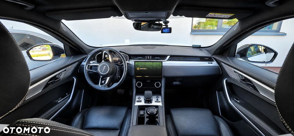 Jaguar F-Pace 2.0 i4P AWD Prestige - 11