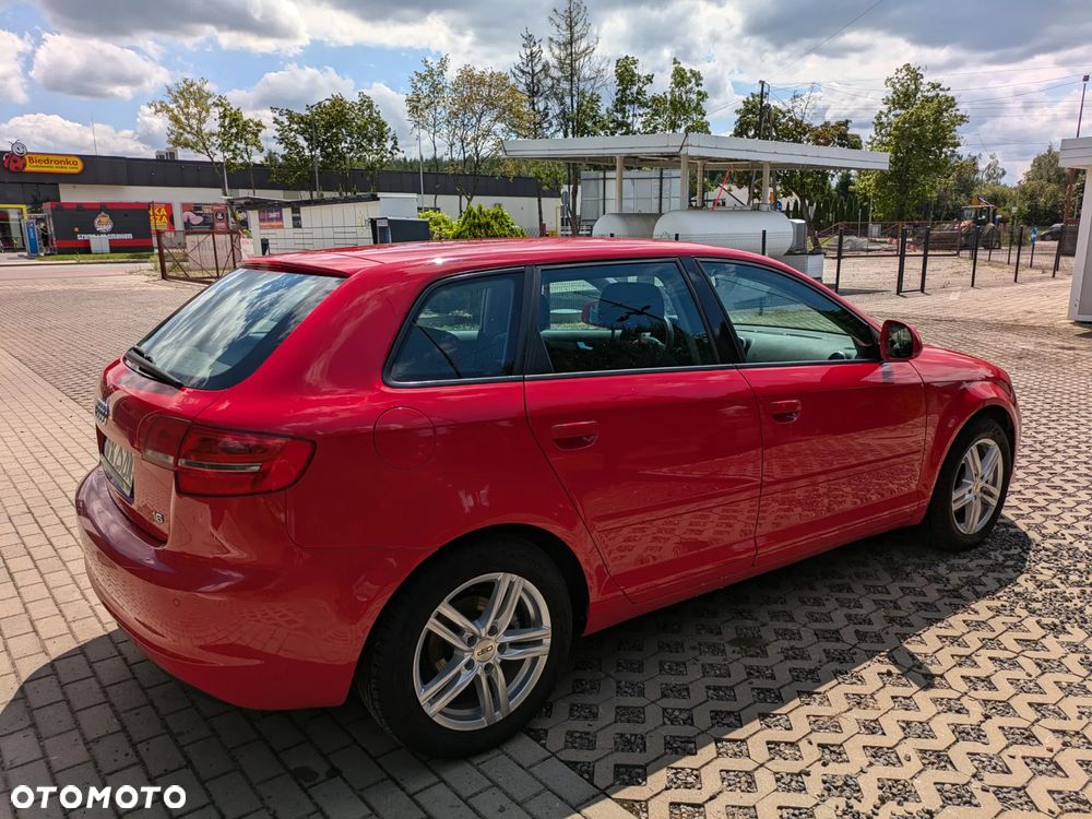 Audi A3 Sportback - 4