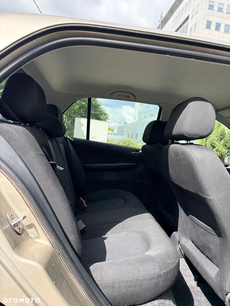 Skoda Fabia 1.2 12V Ambiente - 18