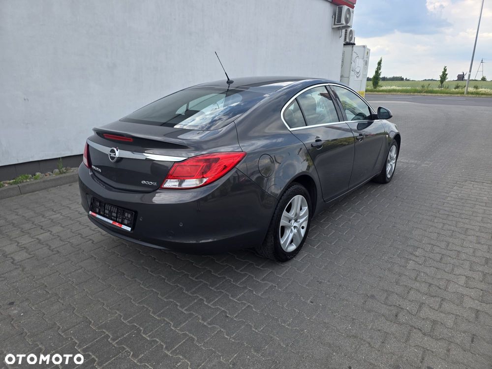 Opel Insignia - 4
