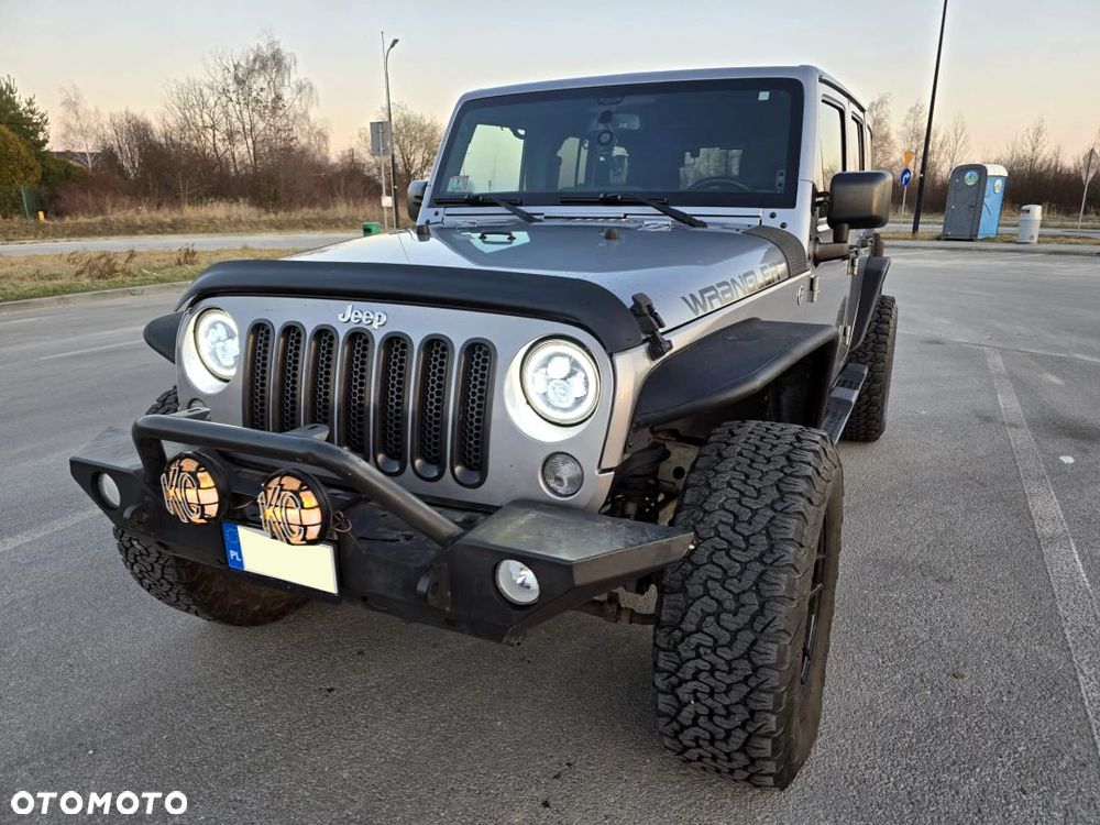 Jeep Wrangler 3.6 Unlim Sahara - 29