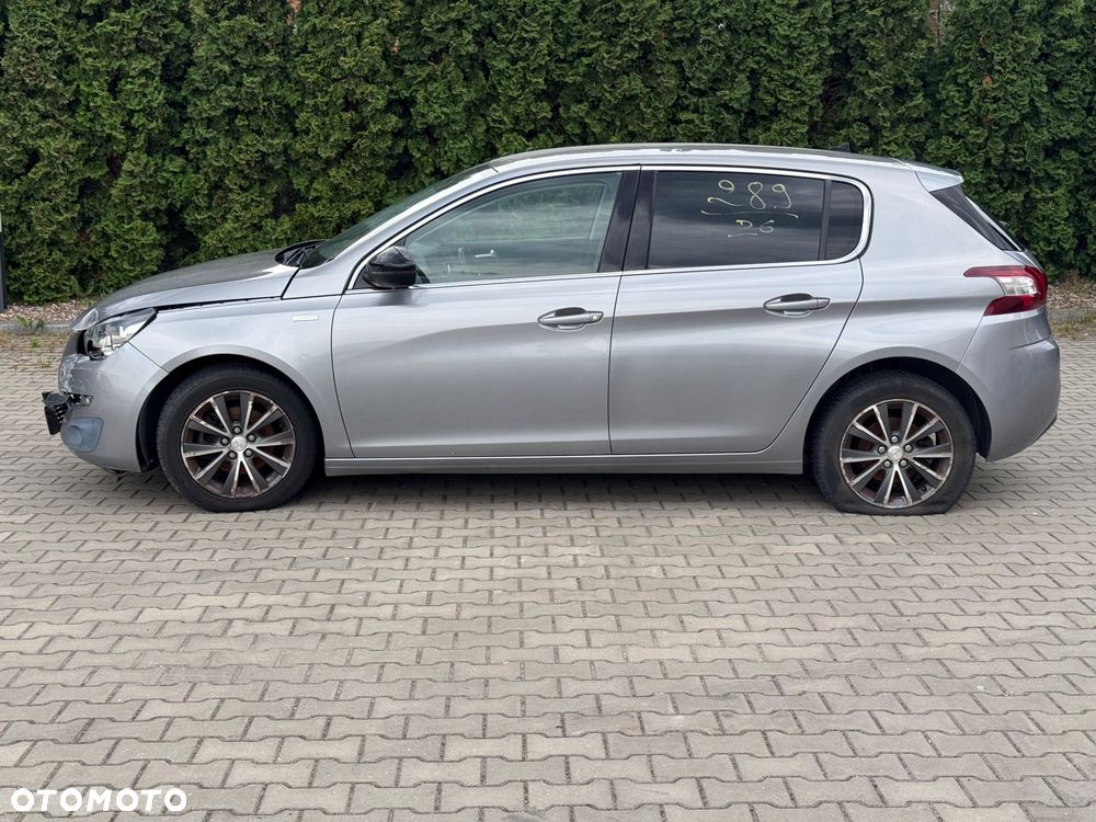 Peugeot 308 - 4