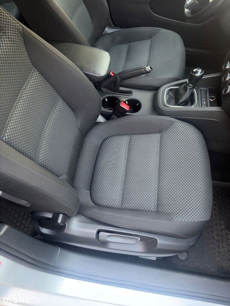 Volkswagen Jetta 1.2 TSI Comfortline - 20