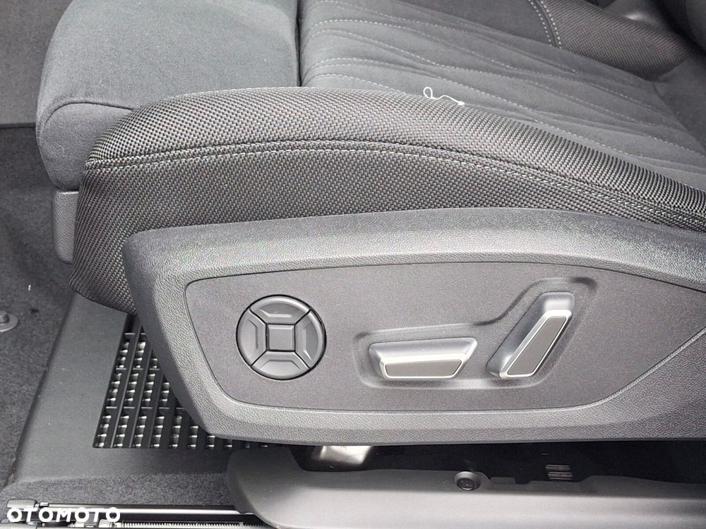Audi Q3 Sportback - 11