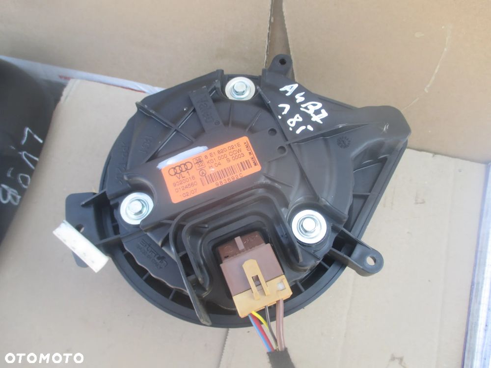 wentylator Dmuchawy Audi A4 B7 Valeo Europa 8E1820021E 983692C - 1