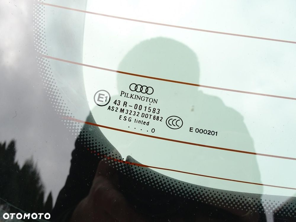 KLAPA TYŁ TYLNA BAGAŻNIKA + SZYBA LOTKA LY9B AUDI A3 8P 5D SPORTBACK S-LINE - 7