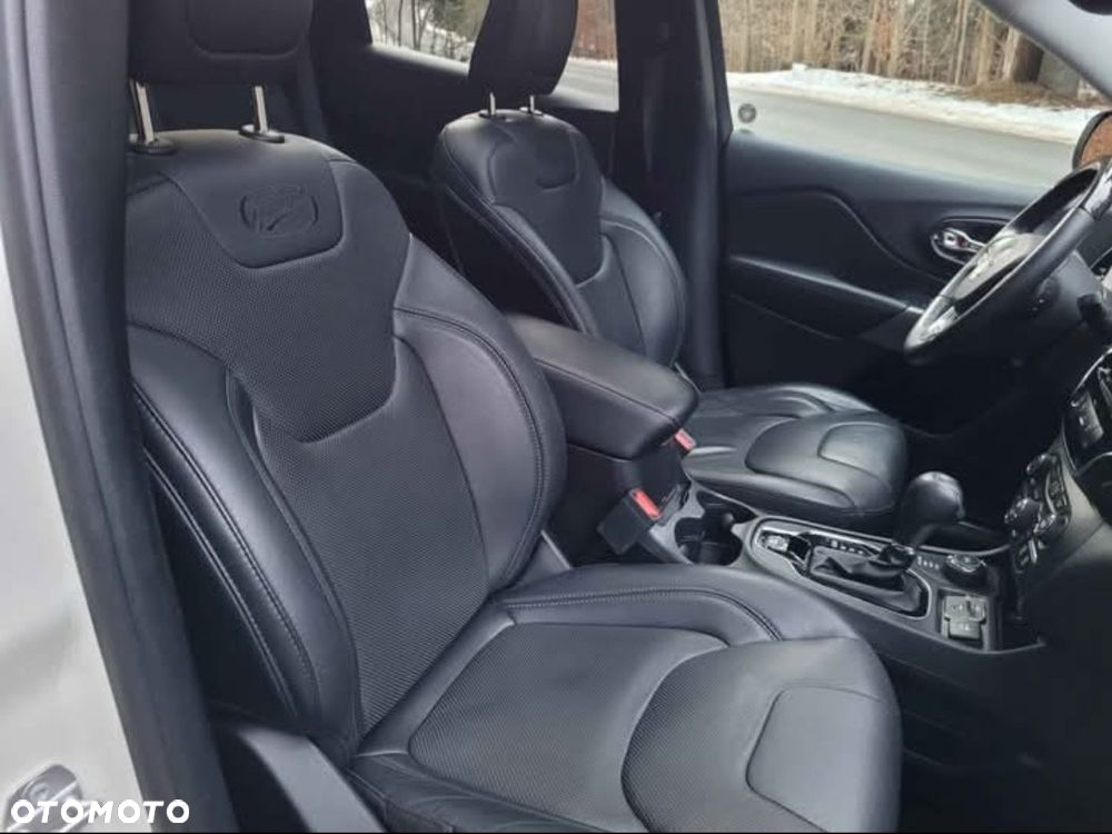 Jeep Cherokee 3.2 V6 Active Drive I Overland - 13