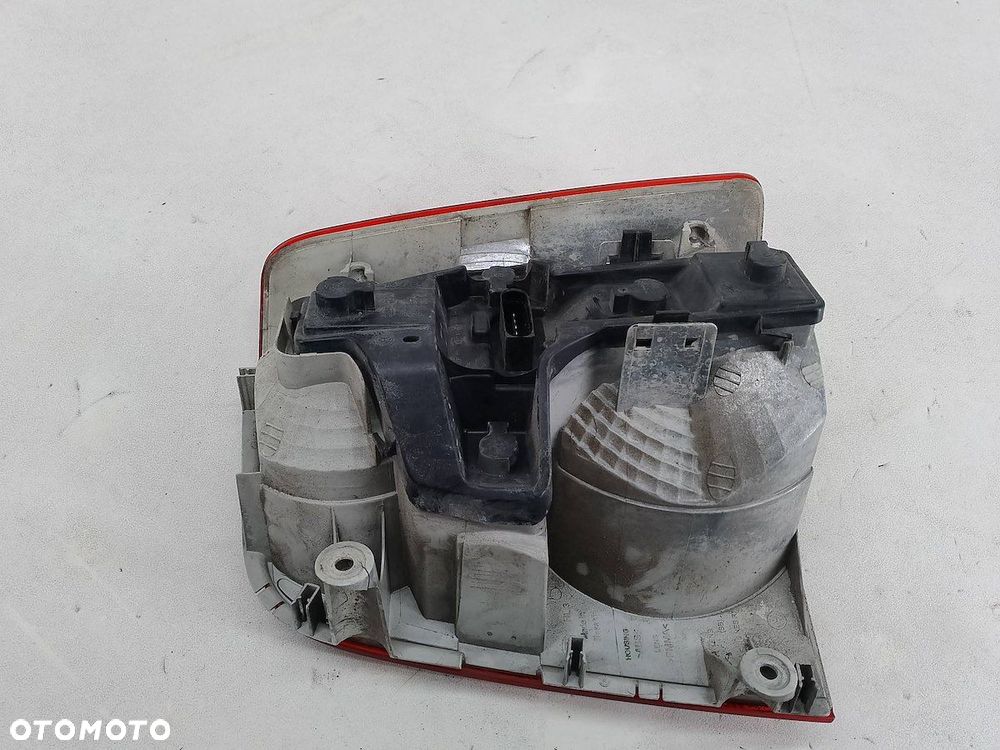 LAMPA TYLNA LEWA VW TOURAN I 1T0945095F 1T0945111B - 4