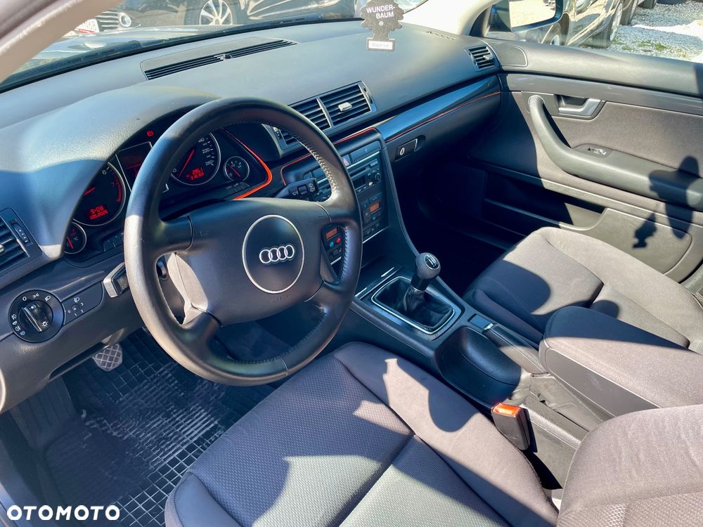Audi A4 Avant 1.8 T - 4