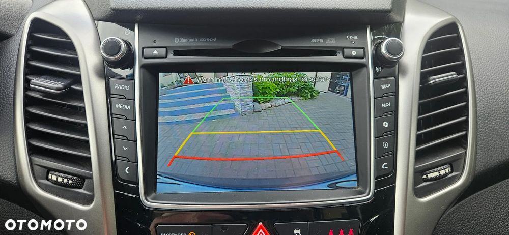 Hyundai i30 blue Kombi 1.6 CRDi Classic Navigation - 14