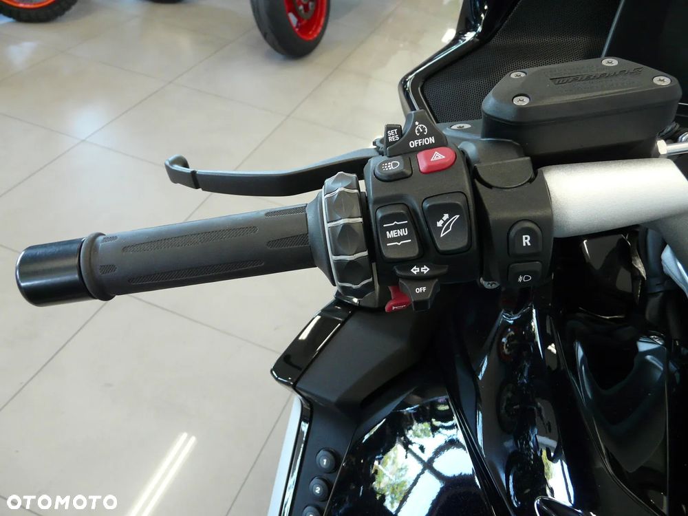 BMW K - 16