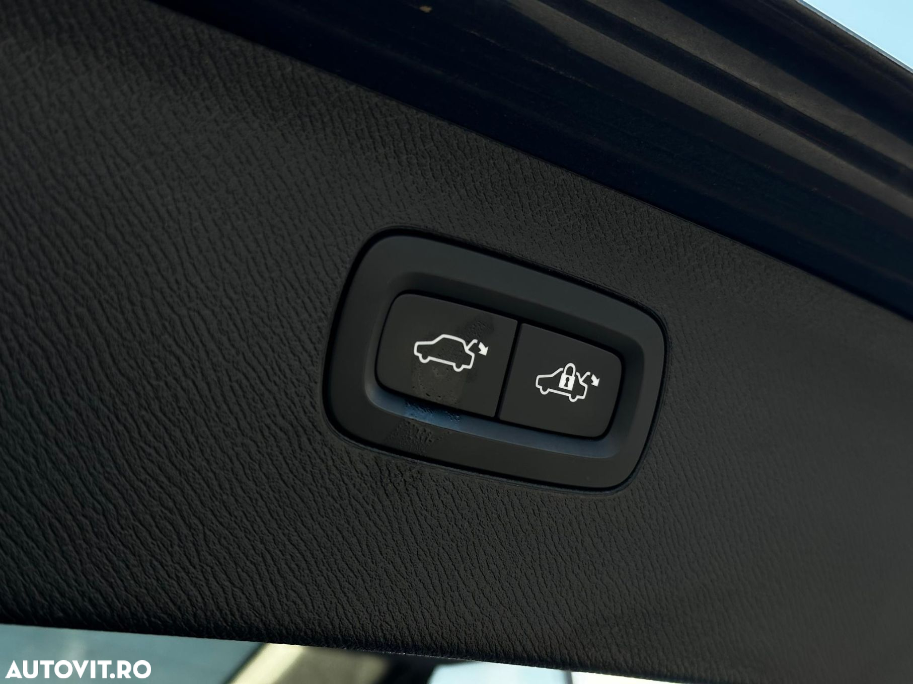 Volvo XC 90 - 29