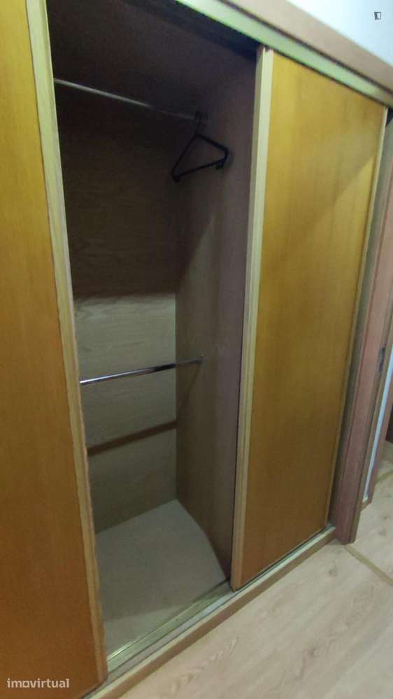 Quarto - localizado em Chelas Lisbon - Grande imagem: 4/14