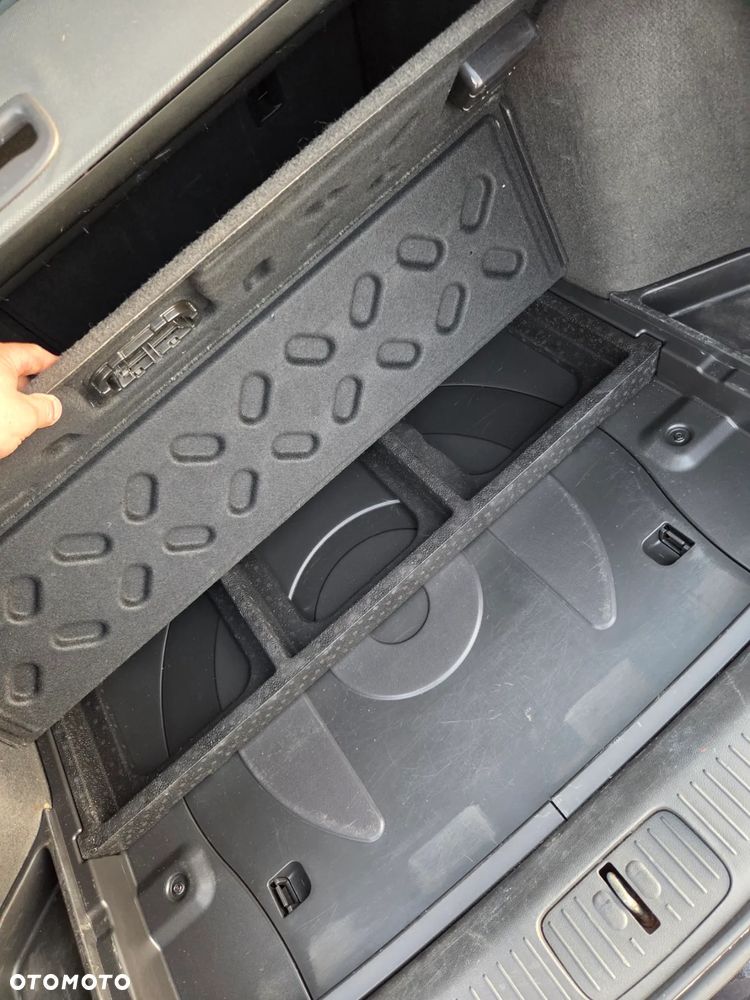 Chevrolet Cruze 1.6 LS+ - 21