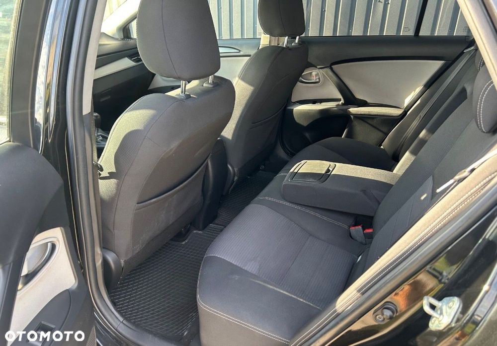 Toyota Avensis - 12