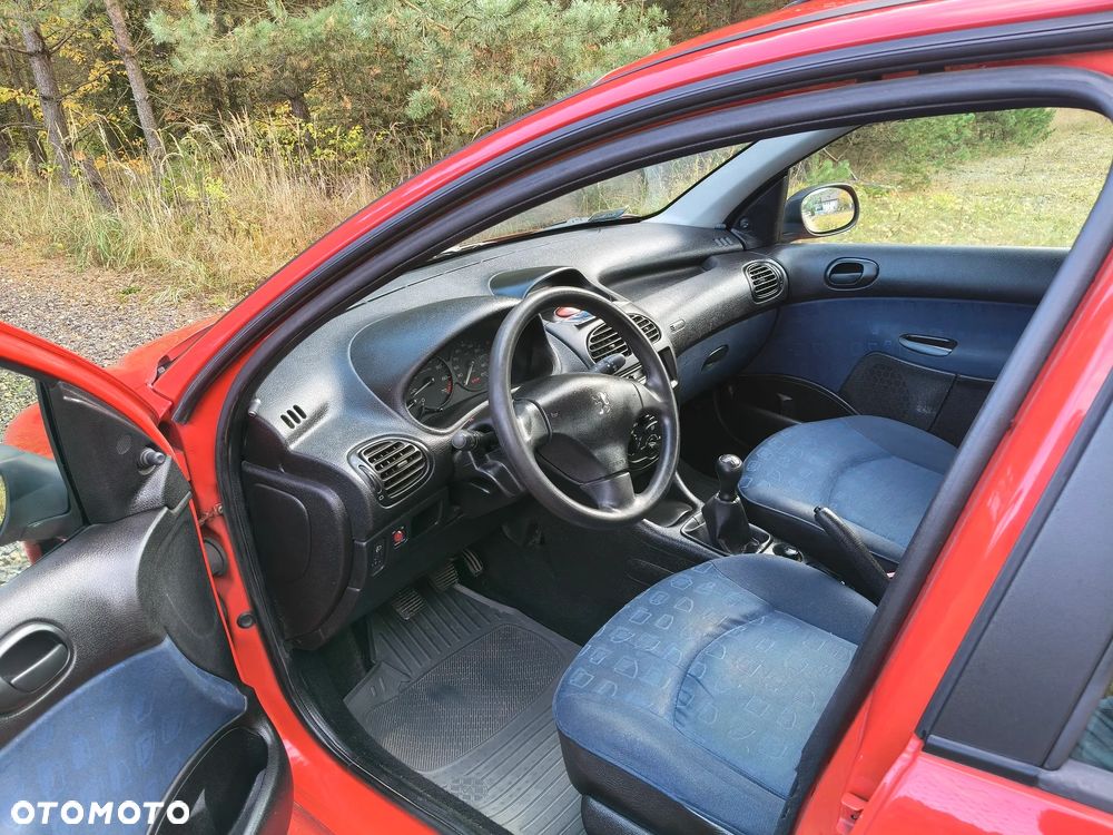 Peugeot 206 1.1 XR - 10