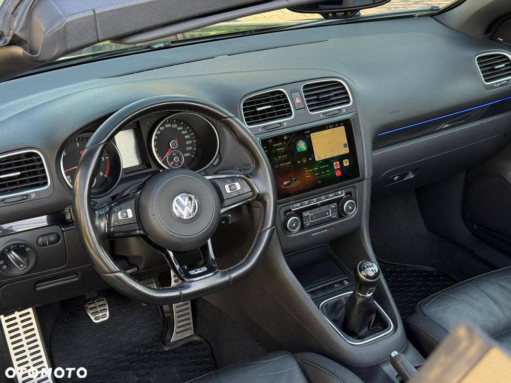 Volkswagen Golf 2.0 TDI DPF Highline - 16