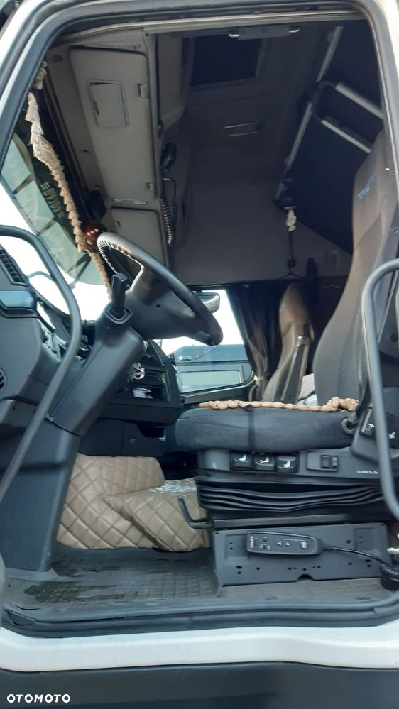 Volvo FH 13 - 8