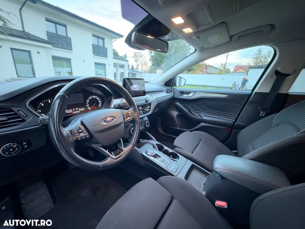 Ford Focus - 7
