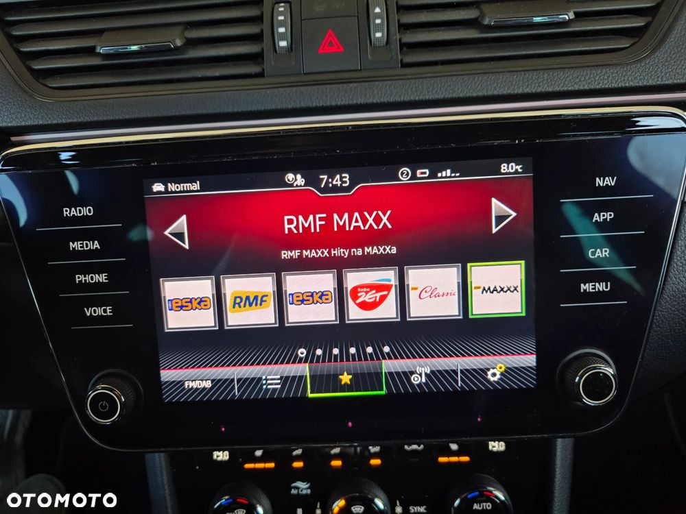 Skoda Superb 2.0 TDI SCR 4x4 Sportline DSG - 33