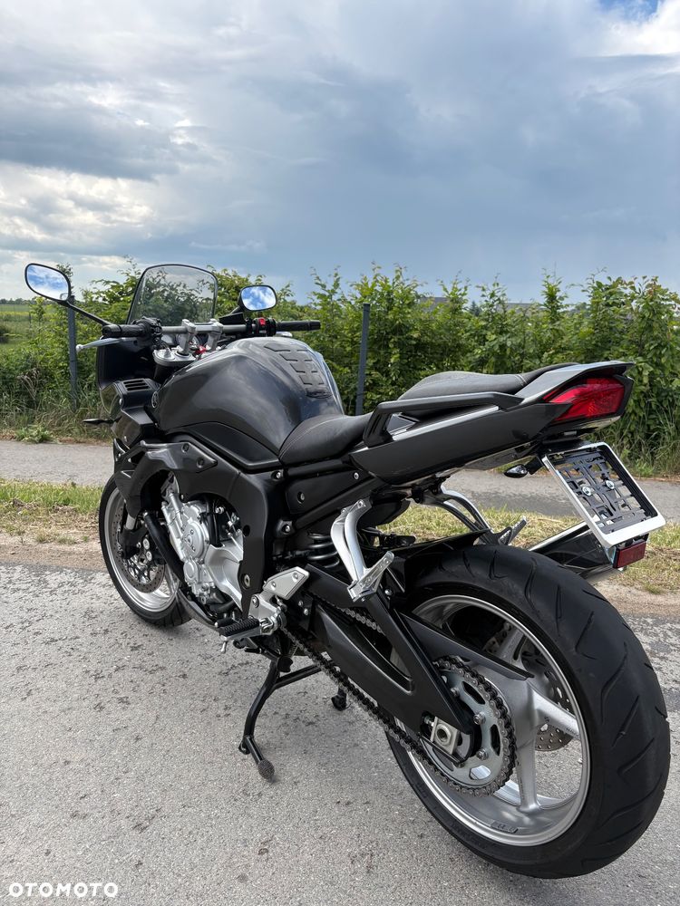 Yamaha FZ - 30