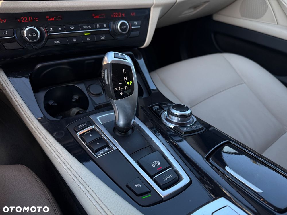 BMW Seria 5 518d - 18