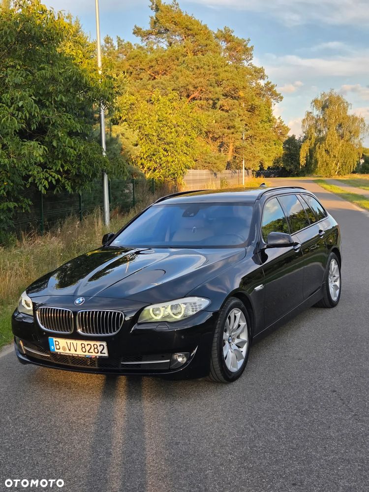 BMW Seria 5 520d Luxury Line - 2