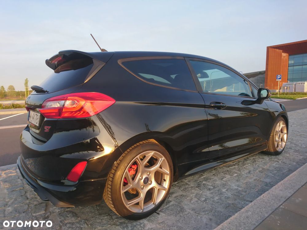 Ford Fiesta 1.5 EcoBoost ST Edition ASS - 2