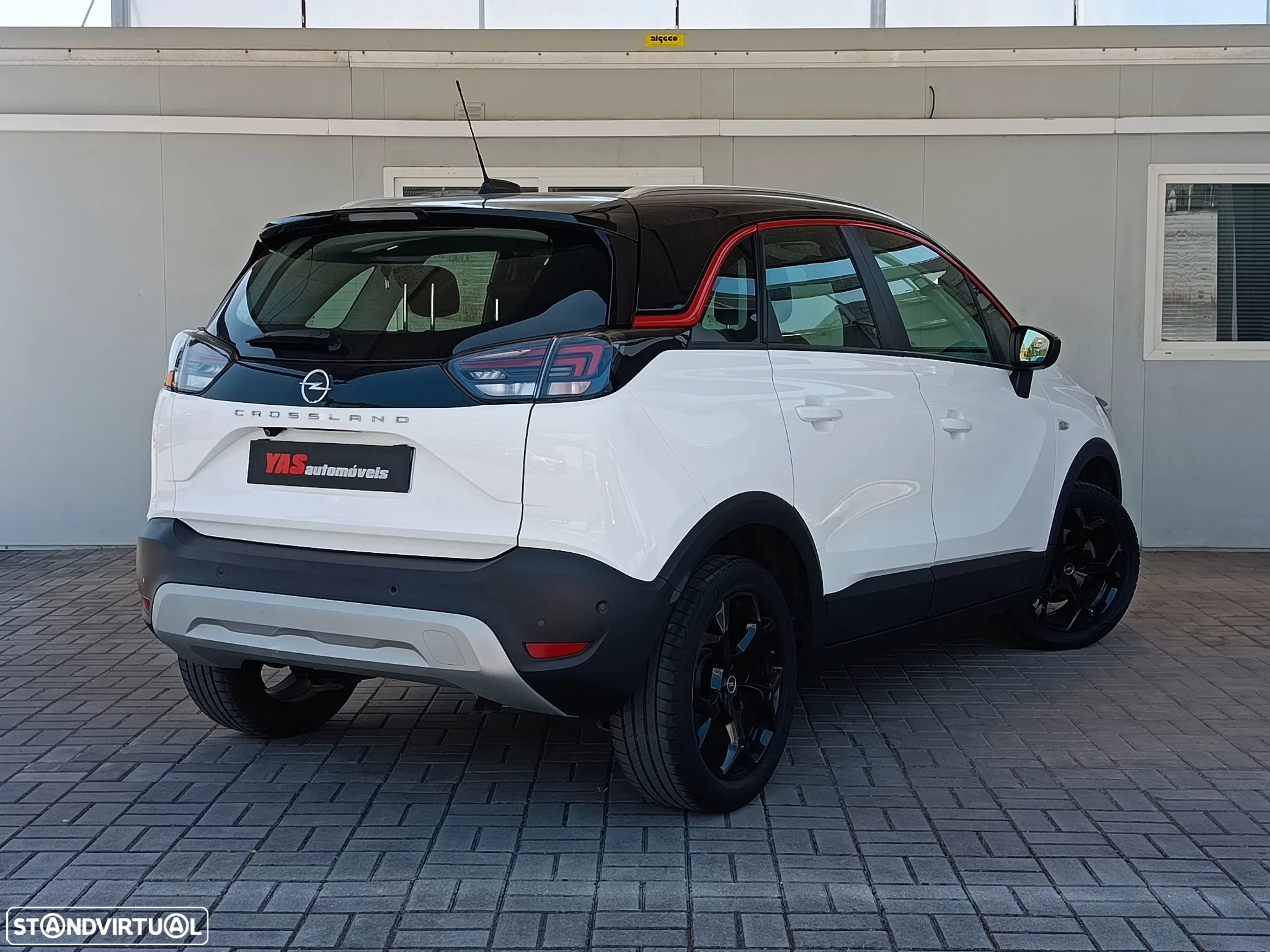 Opel Crossland X - 26