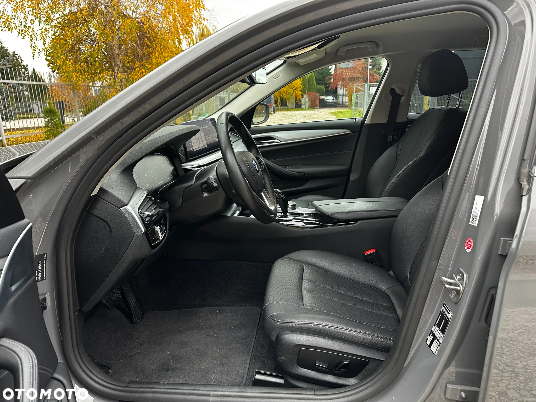 BMW Seria 5 520d Touring - 6