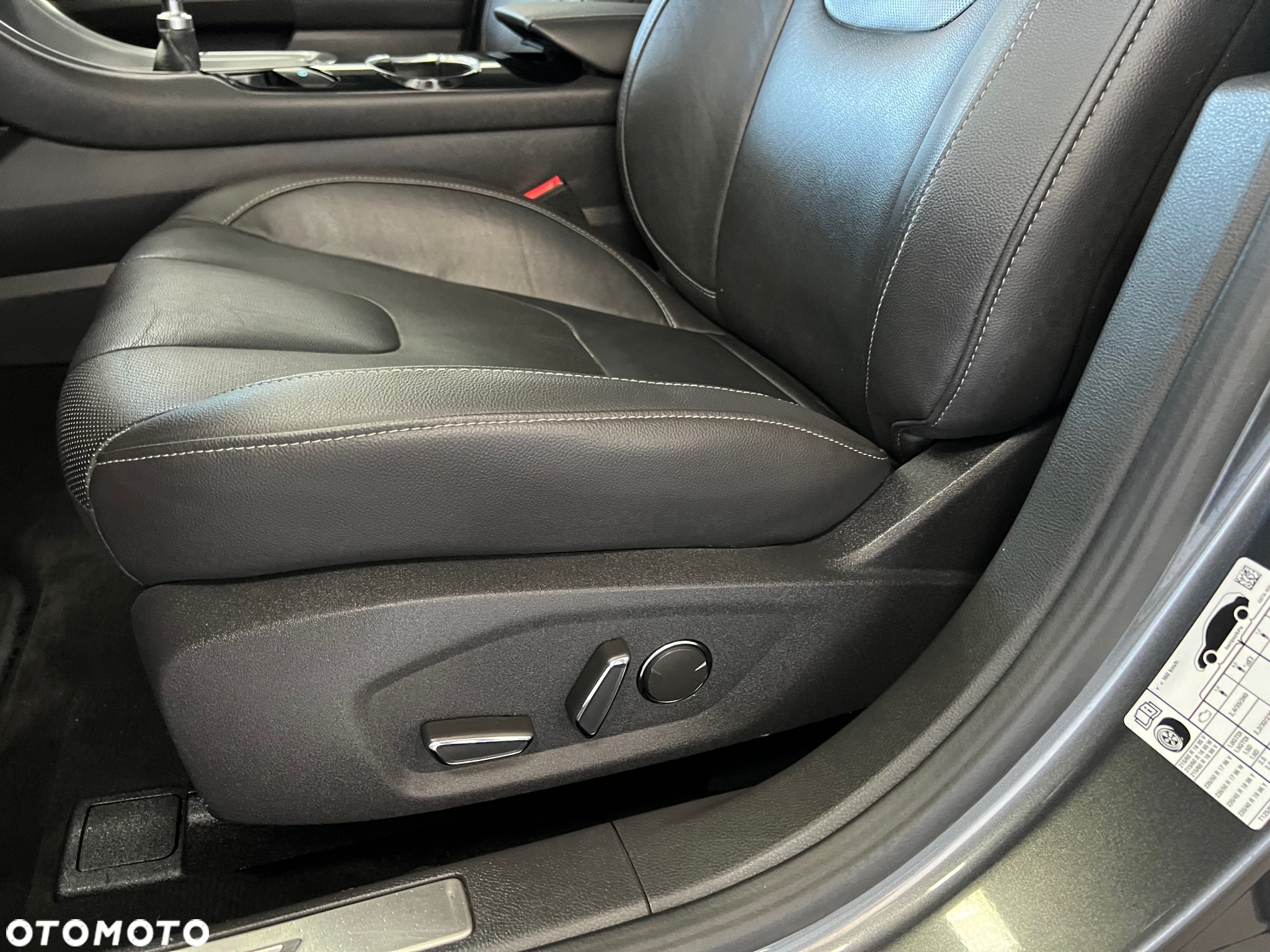 Ford Mondeo - 11
