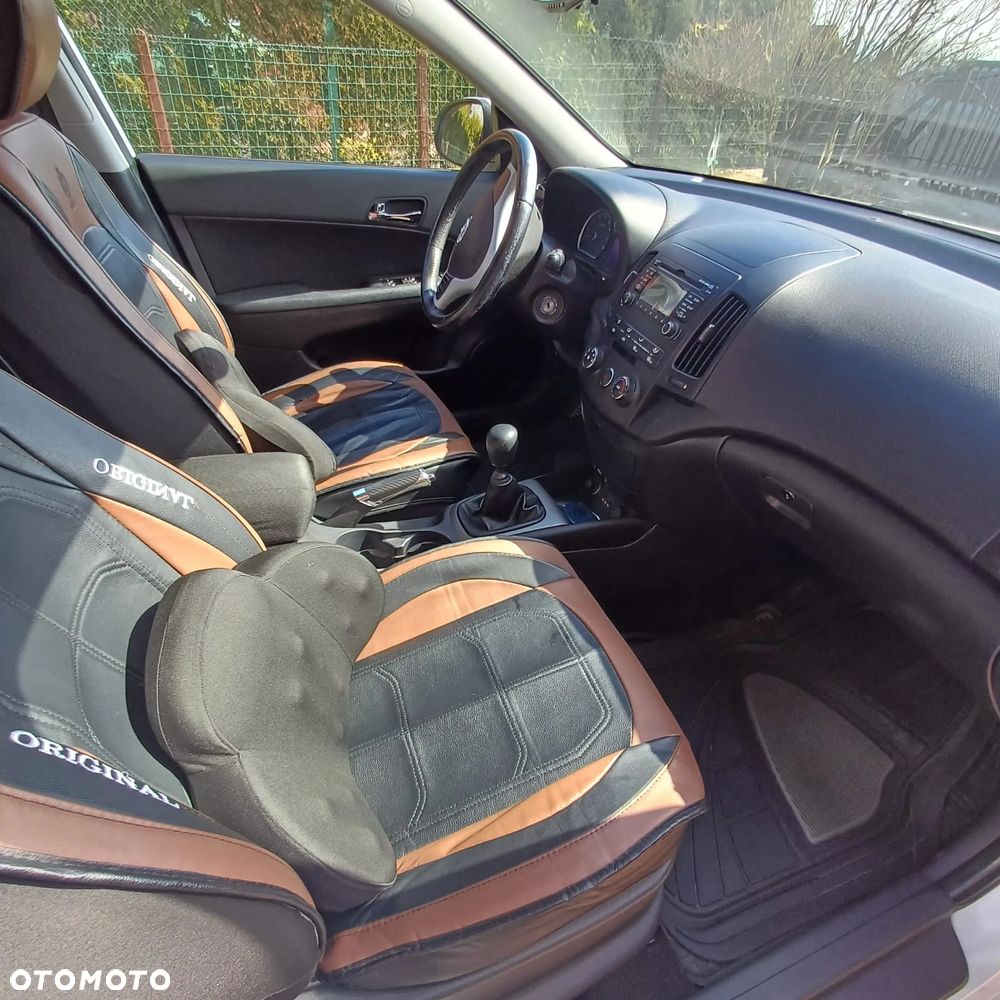 Hyundai i30 1.4 Classic - 8