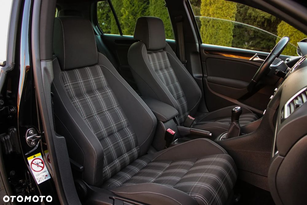 Volkswagen Golf 2.0 TDI DPF GTD - 20