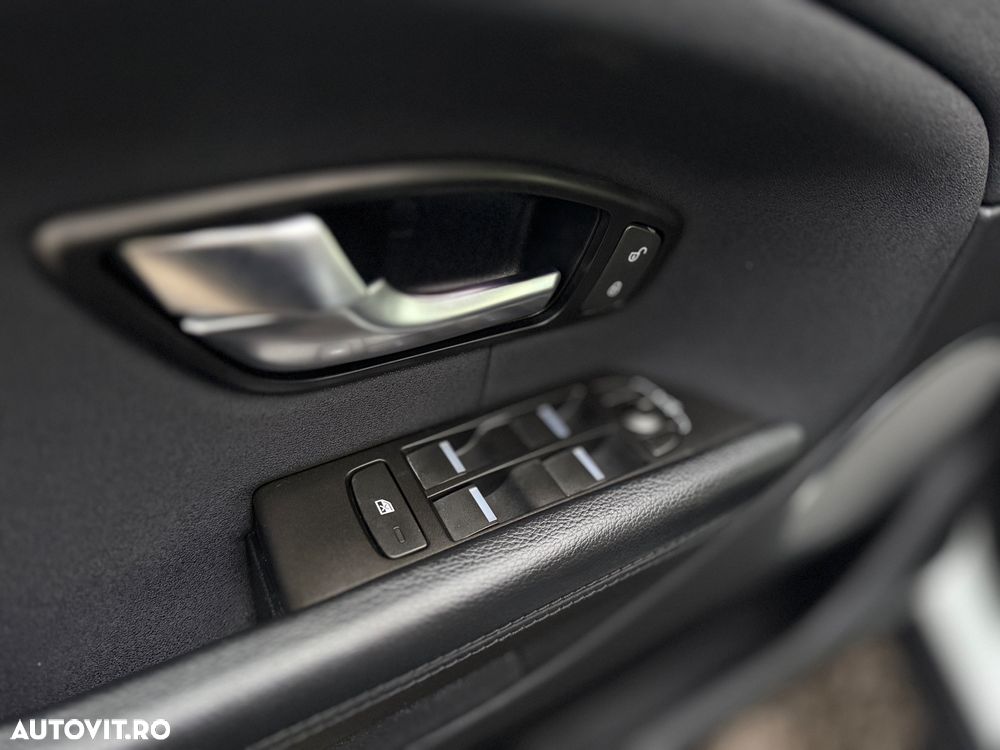 Land Rover Range Rover Evoque - 17