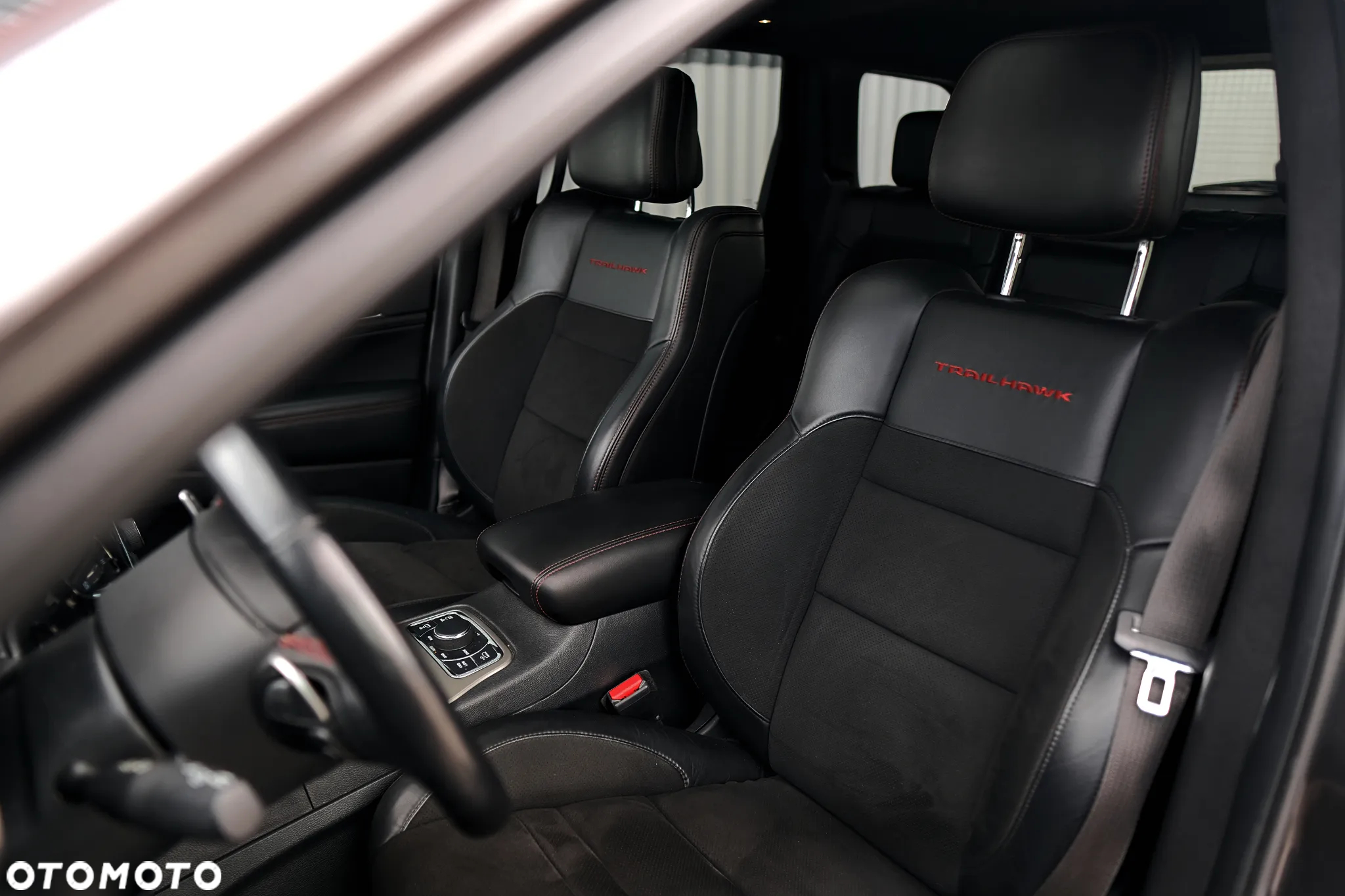 Jeep Grand Cherokee - 17