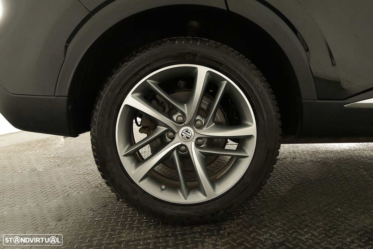 MG EHS 1.5 T-GDI Plug-in Hybrid Luxury - 5