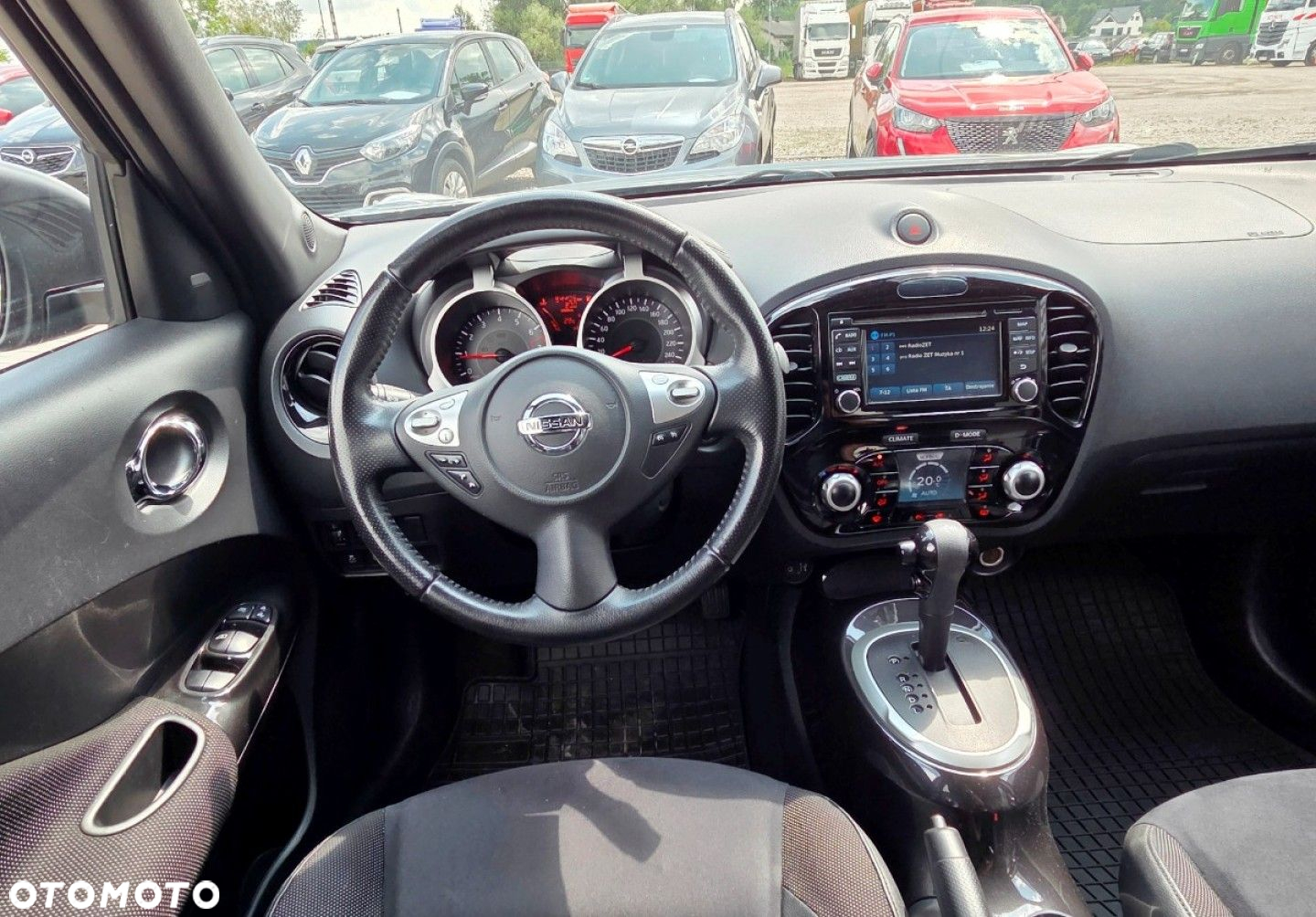 Nissan Juke - 10