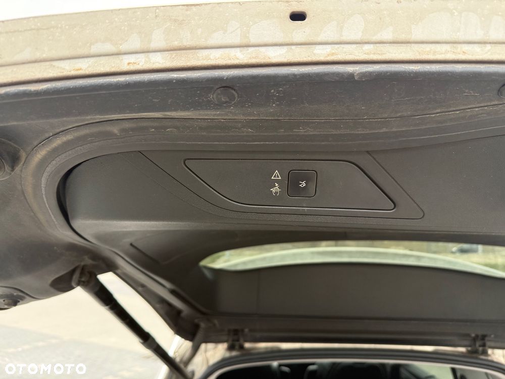 Citroën C4 Picasso BlueHDi 150 EAT6 SHINE - 31