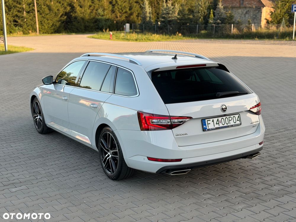 Skoda Superb 2.0 TSI 4x4 Style DSG - 8