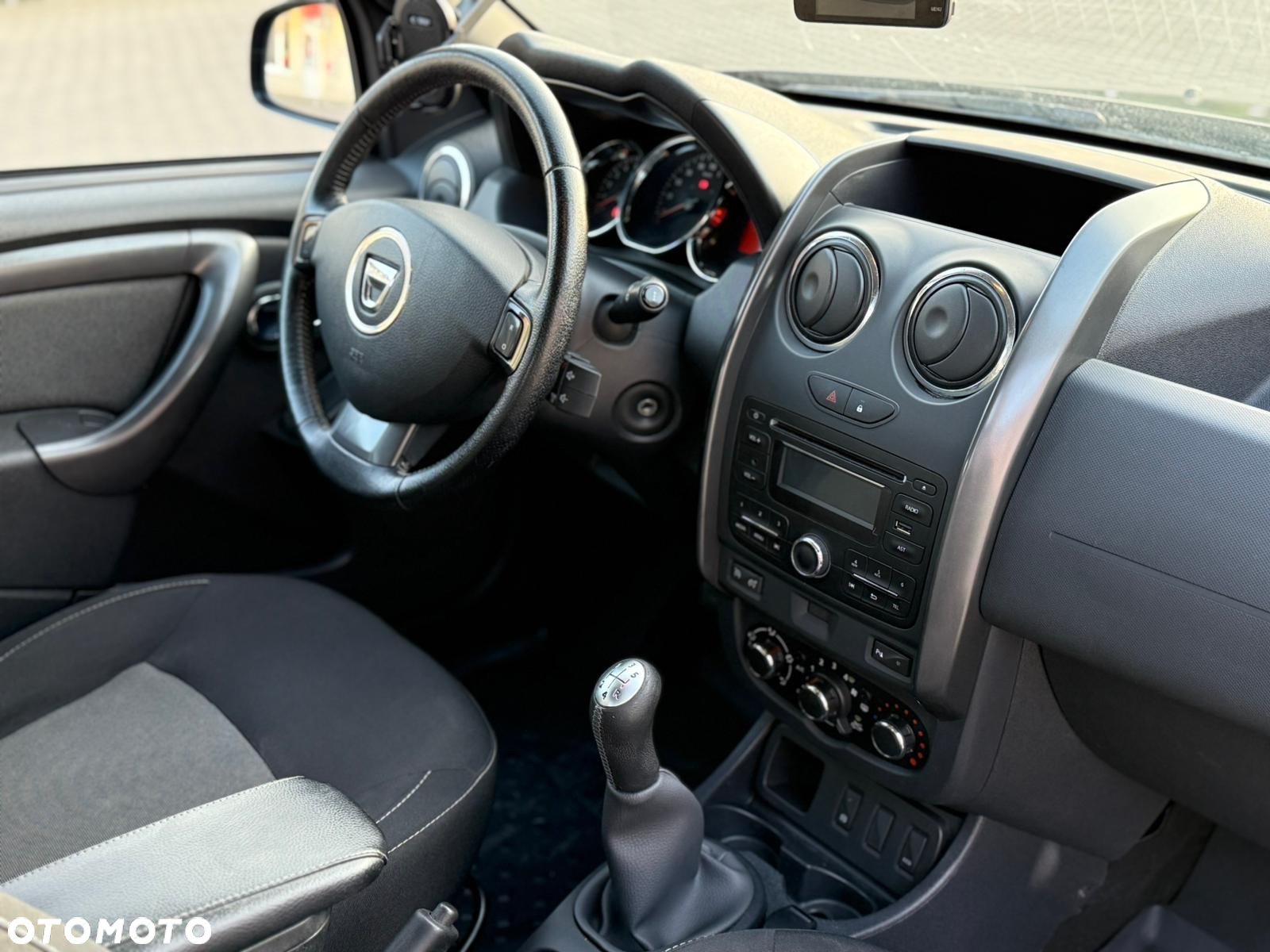 Dacia Duster 1.6 SCe Urban Explorer S&S - 7